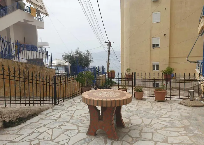 Casa Nostra Apartments